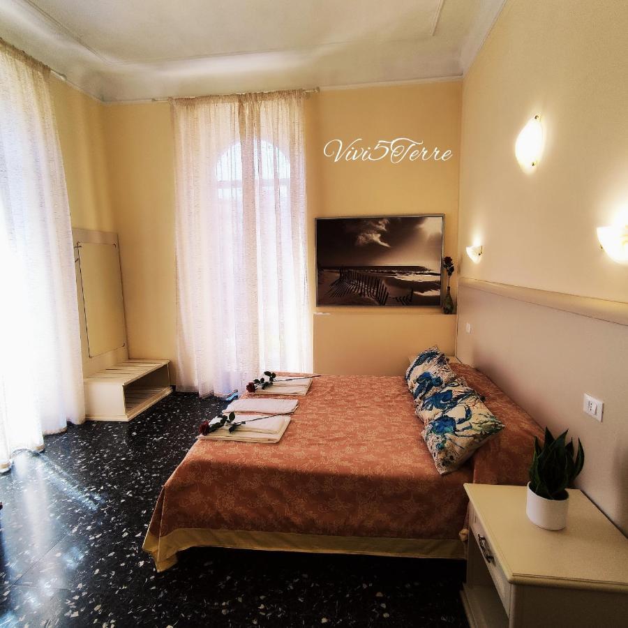 Hotel Vivi 5 Terre à La Spezia Extérieur photo
