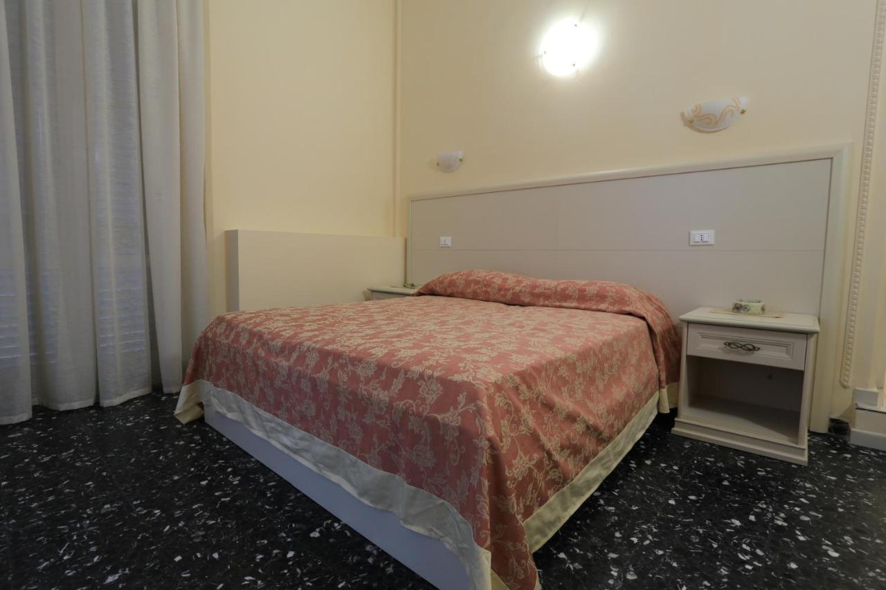 Hotel Vivi 5 Terre à La Spezia Extérieur photo