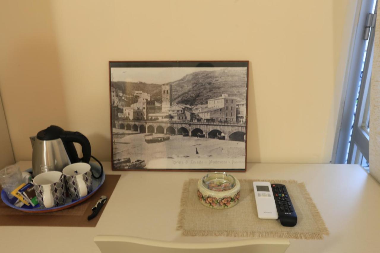 Hotel Vivi 5 Terre à La Spezia Extérieur photo