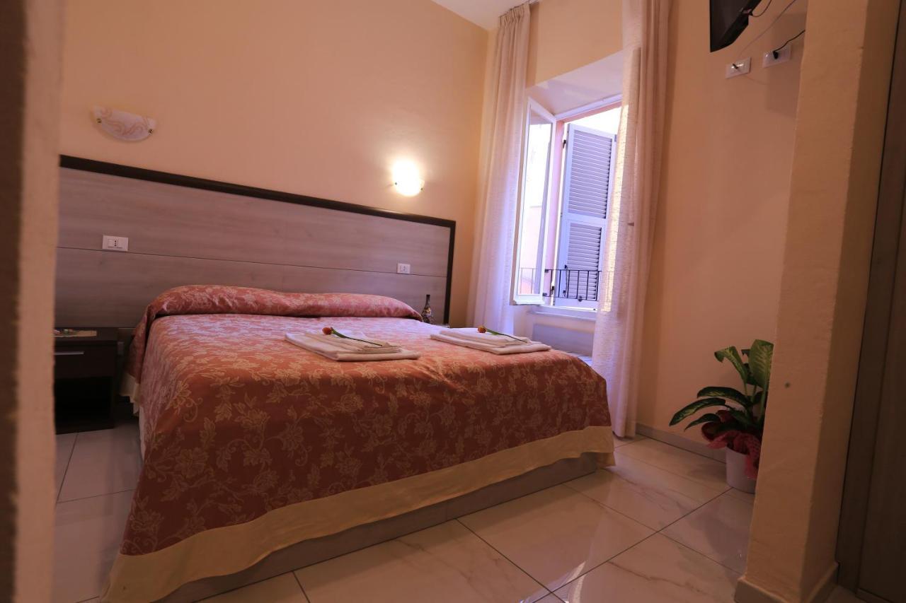 Hotel Vivi 5 Terre à La Spezia Extérieur photo